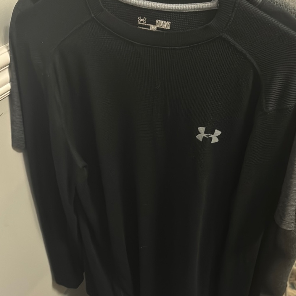 Under Armour Black Crew Neck Top